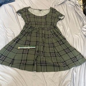 Stretchy babydoll dress, size 00X euc